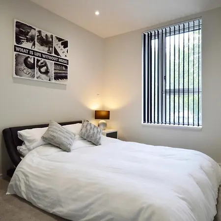 A Brand New Modern 2-bed In Bedminster Bristol