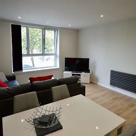 A Brand New Modern 2-bed In Bedminster